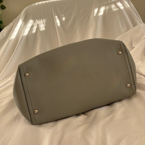 ♥️Host Pick♥️ Salvatore Ferragamo VERVE Bag - Picture 14 of 15